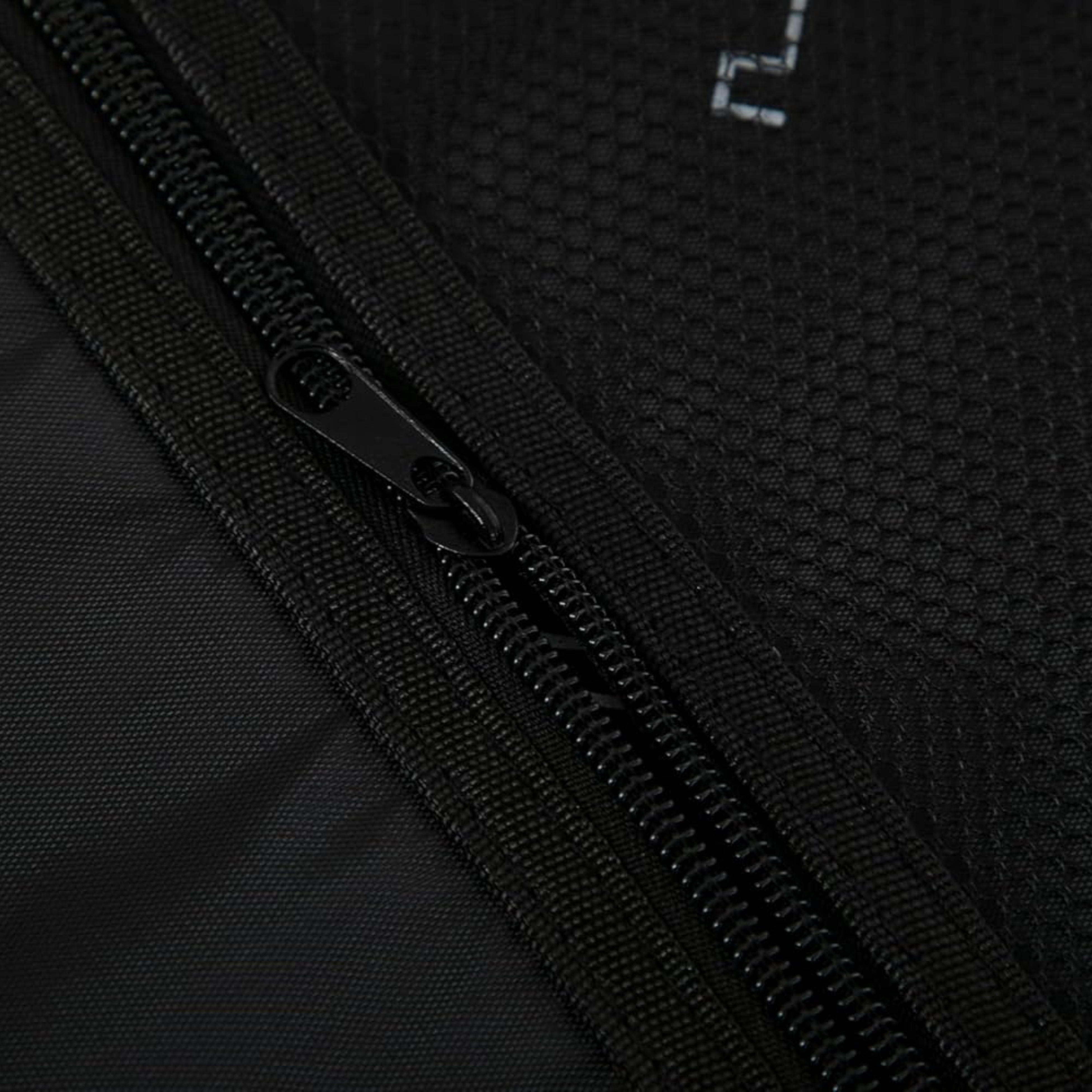 Maleta grande WEEK-END | Maleta 23 kg | 75x45x28 | Negro