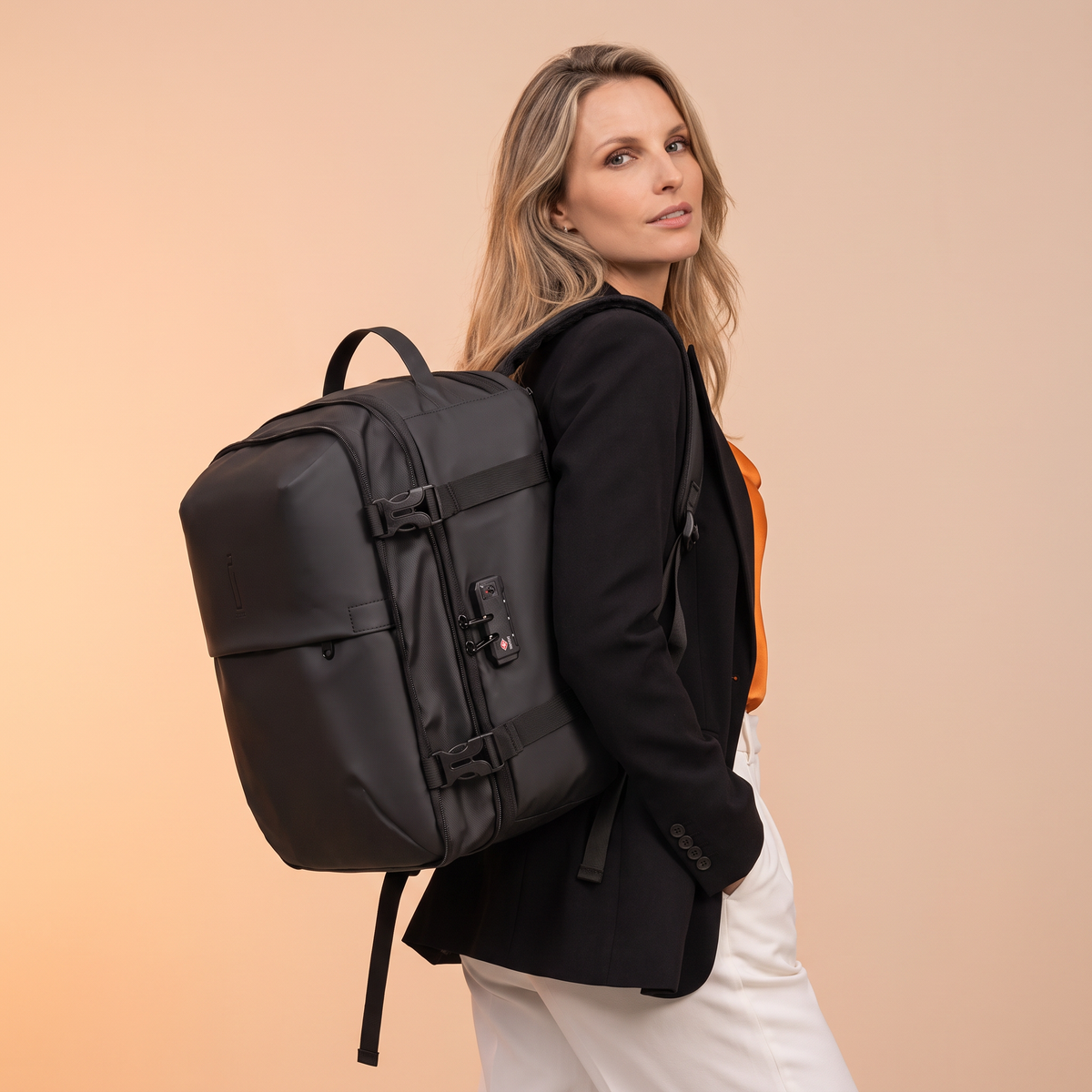 AirPlus (debajo del asiento) – Mochila de vacío 40x30x20 CELIMS - Equipaje de mano - Impermeable - Compartimento extraíble para ordenador