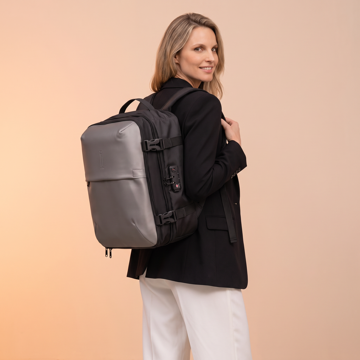 AirPlus (sous le siege) – Sac à dos Sous Vide 40x30x20 CELIMS - Bagage à Main - Imperméable - Compartiment Ordinateur Amovible